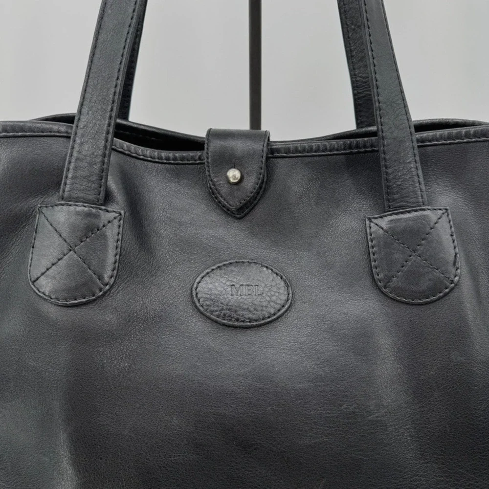 Levenger Black Leather Tote Bag Business Shoulder Purse Laptop Work Travel
